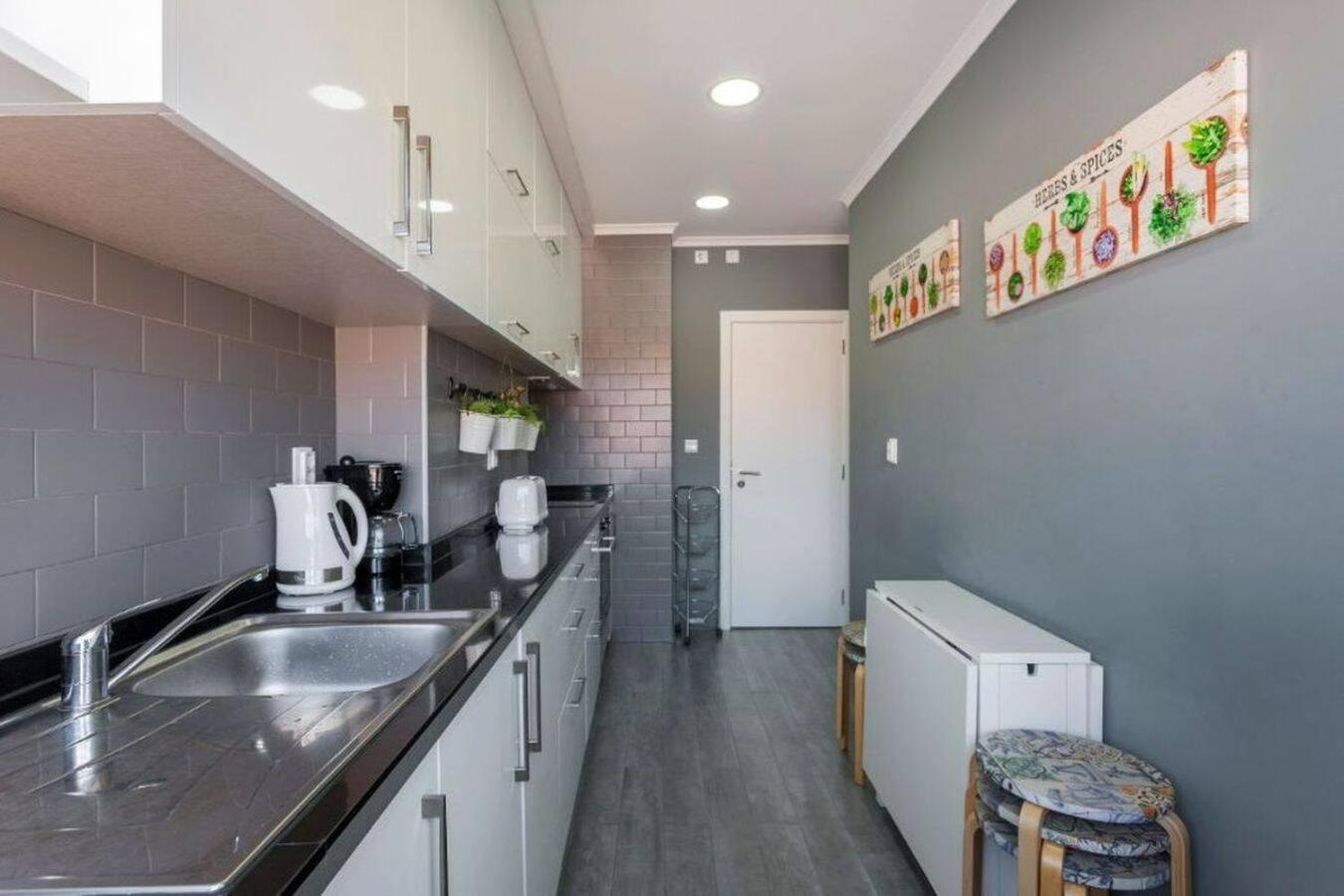 Be Local - Apartment With 2 Bedrooms In Moscavide - Lisboa Exteriör bild